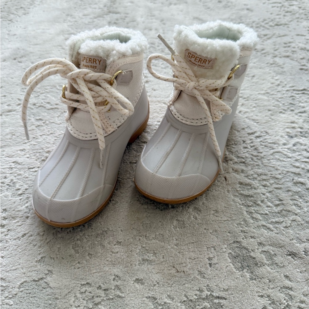 Sperry Kids Cream & Tan Winter Duck Boots